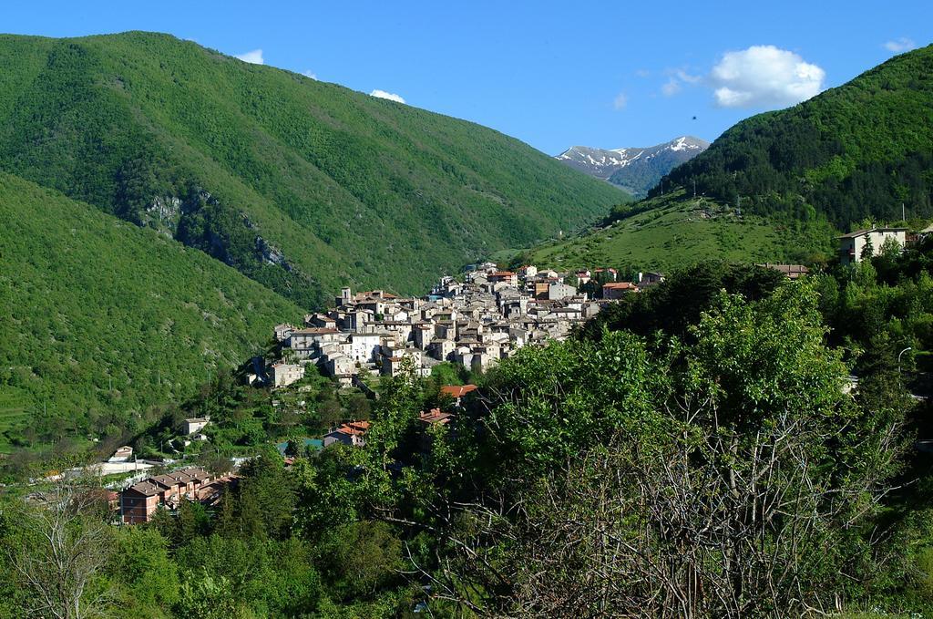 Grotta Dei Colombi Hotell Scanno Eksteriør bilde