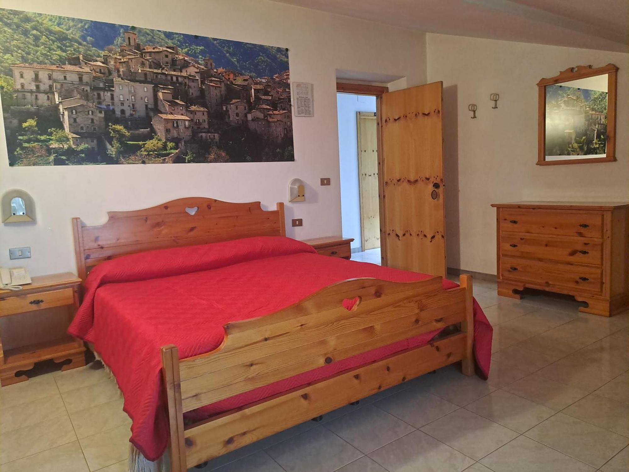 Grotta Dei Colombi Hotell Scanno Eksteriør bilde