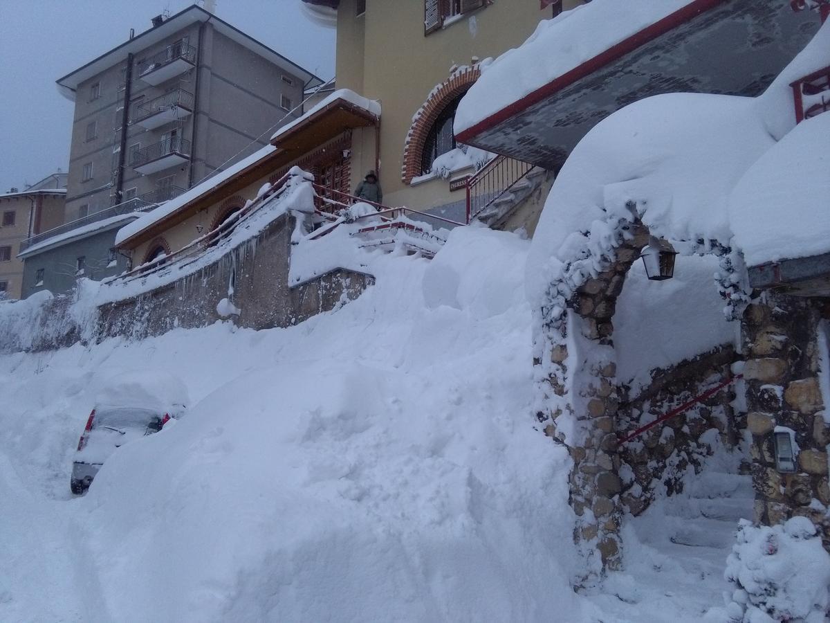 Grotta Dei Colombi Hotell Scanno Eksteriør bilde